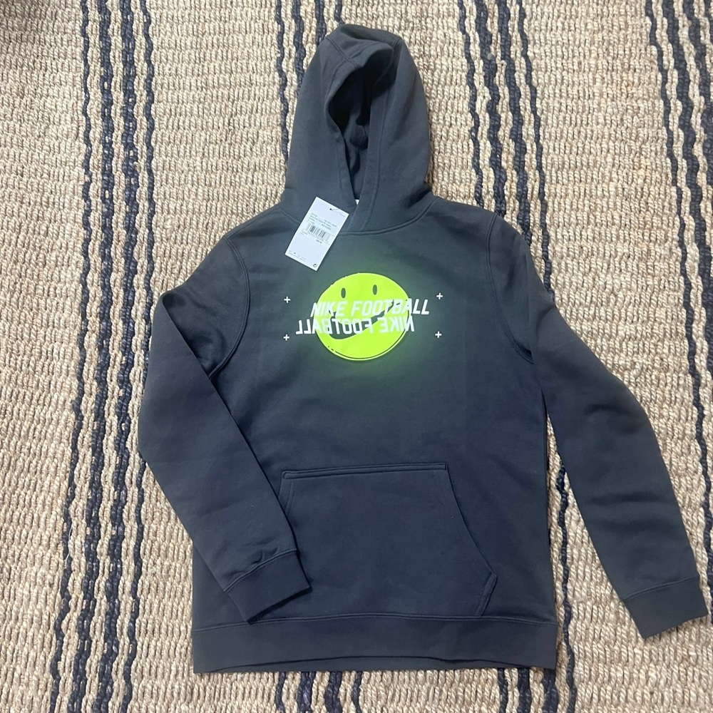 Nike Boys Football Gray Hoodie with Neon Green Graphic. NWT. Size XL.